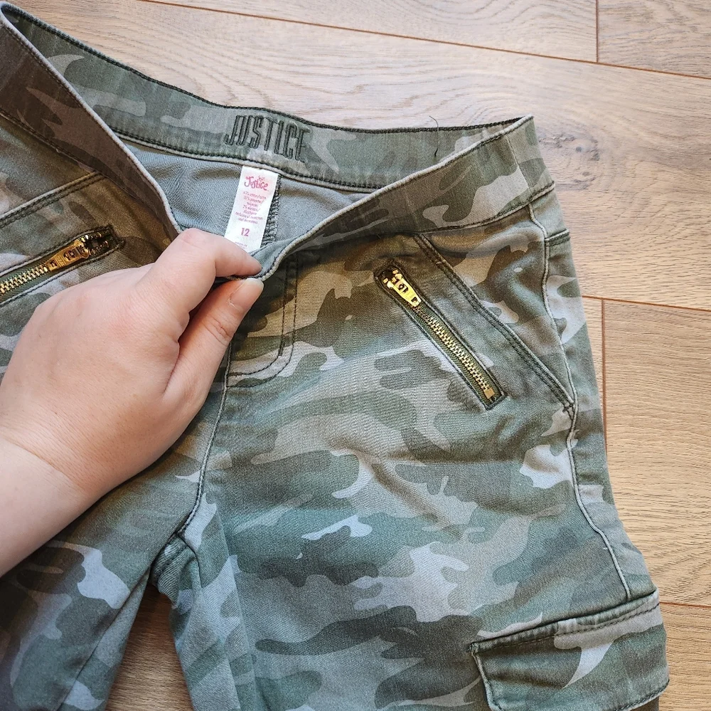 Size 12 Girls Justice Camo Pants
